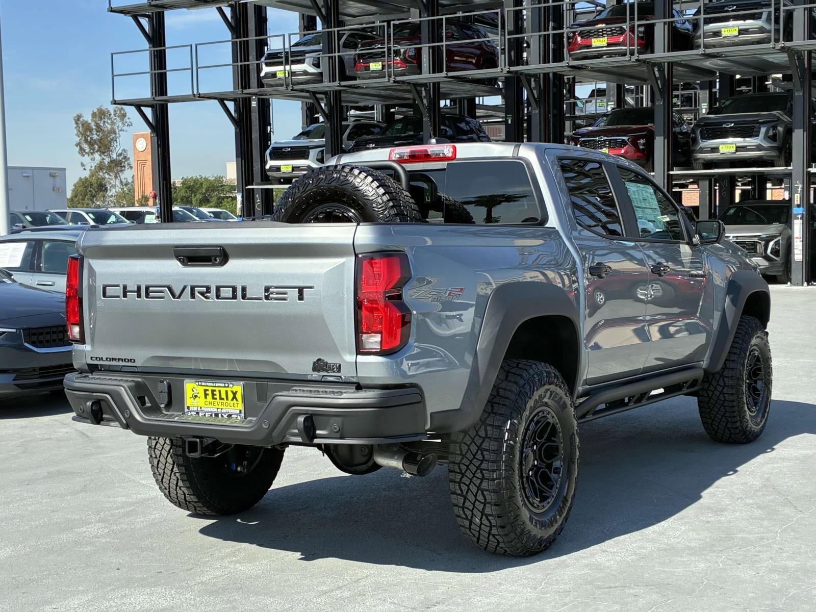2025 Chevrolet Colorado Vehicle Photo in LOS ANGELES, CA 90007-3794