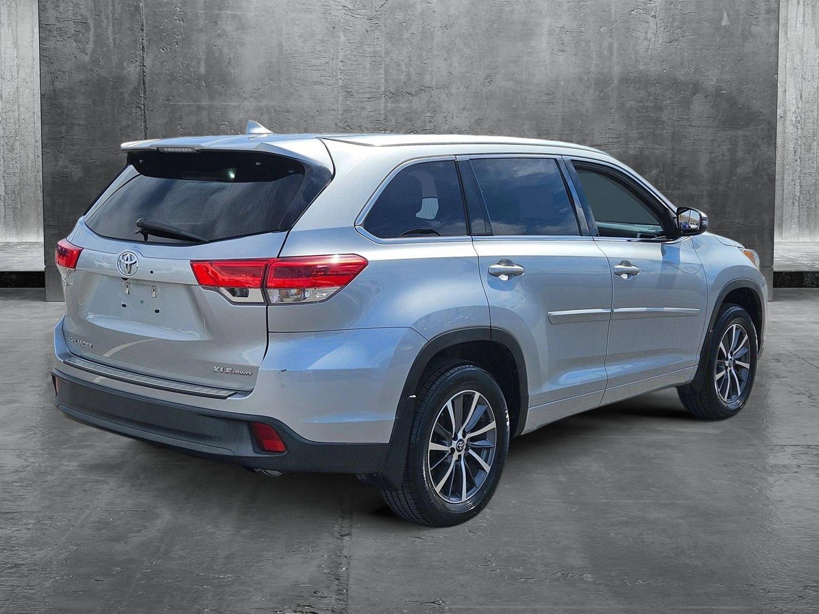 2018 Toyota Highlander Vehicle Photo in HENDERSON, NV 89014-6702