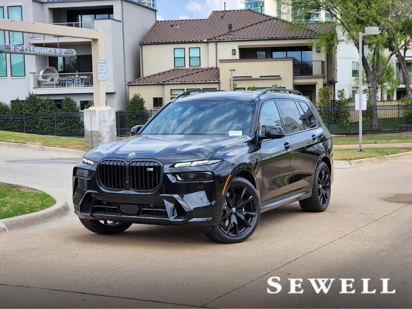 2025 BMW X7 M60i Vehicle Photo in PLANO, TX 75024