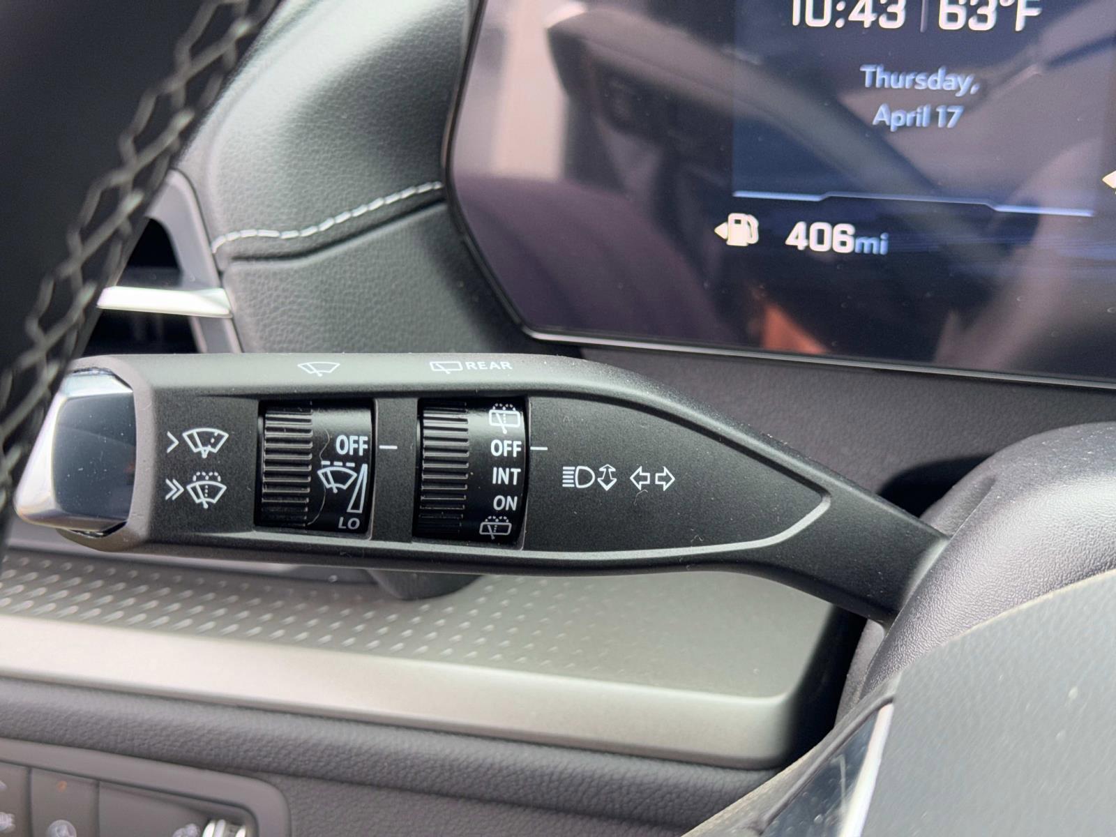 2025 Chevrolet Traverse Vehicle Photo in LOS ANGELES, CA 90007-3794