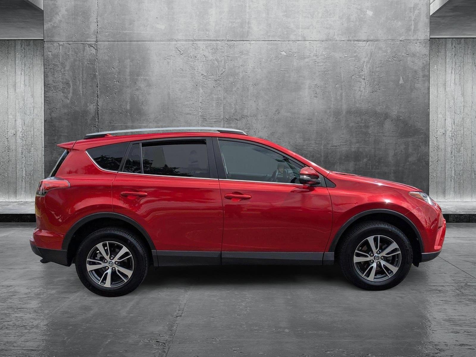 2017 Toyota RAV4 Vehicle Photo in Miami, FL 33015