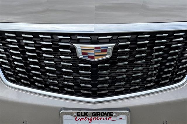 2022 Cadillac XT5 Vehicle Photo in ELK GROVE, CA 95757-8703