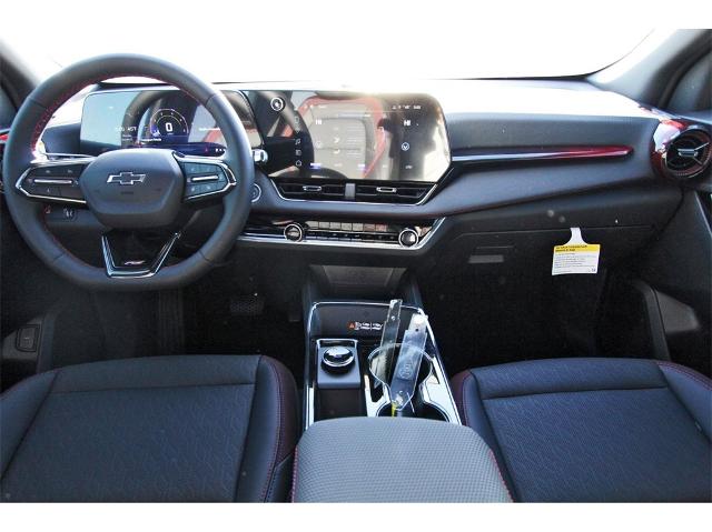 2025 Chevrolet Equinox Vehicle Photo in ROSENBERG, TX 77471-5675