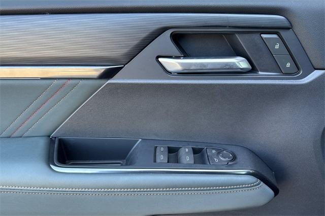 2025 GMC Acadia Vehicle Photo in ELK GROVE, CA 95757-8703