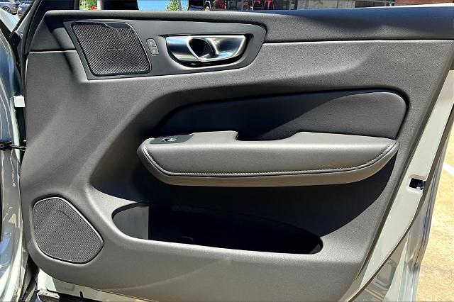 2025 Volvo XC60 Plug-In Hybrid Vehicle Photo in Houston, TX 77007