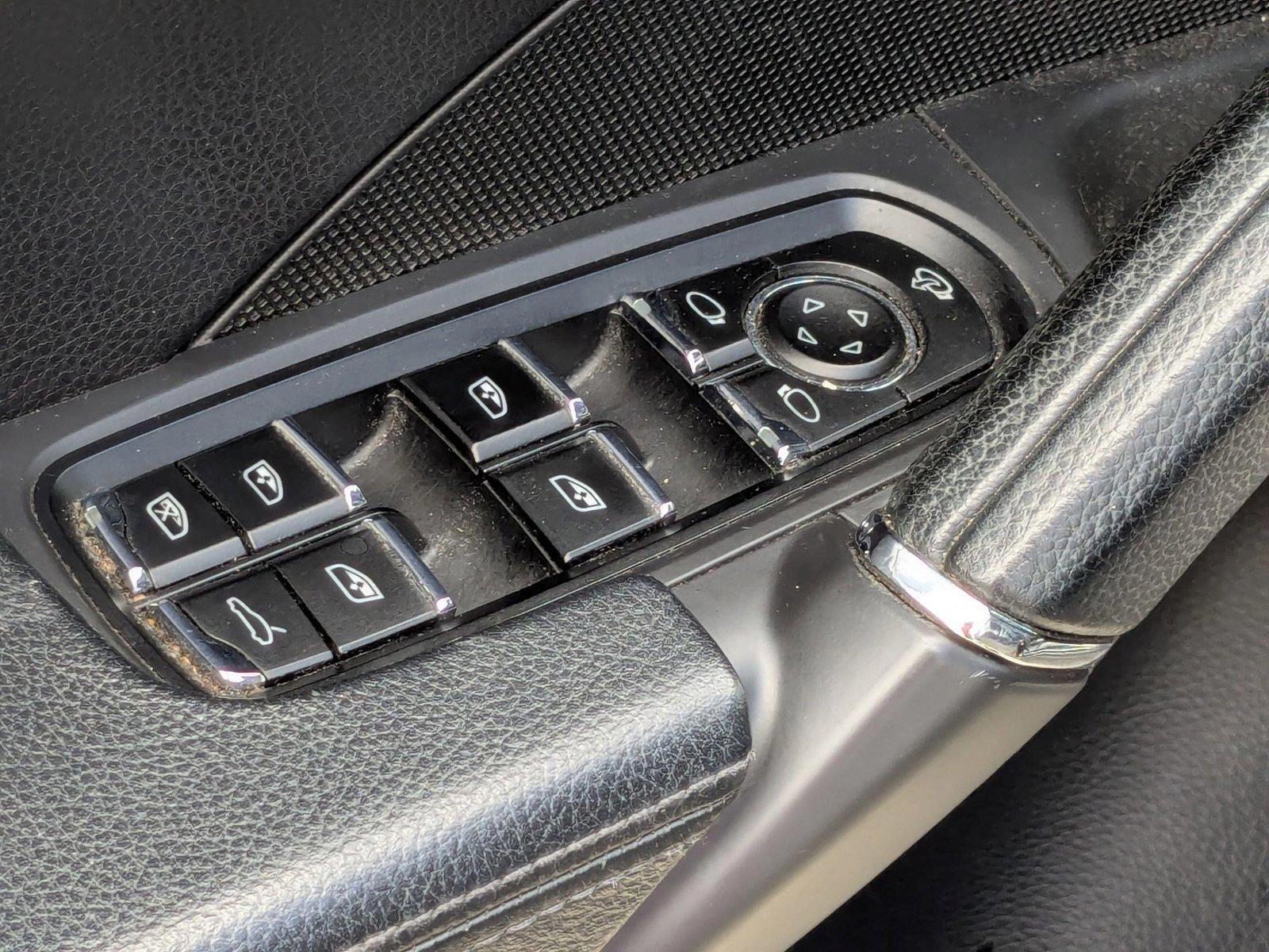 2012 Porsche Cayenne Vehicle Photo in PEMBROKE PINES, FL 33024-6534