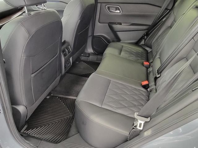 2024 Nissan Rogue Vehicle Photo in Oshkosh, WI 54904