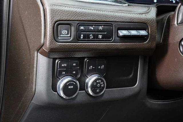 2023 GMC Yukon XL Vehicle Photo in DALLAS, TX 75235
