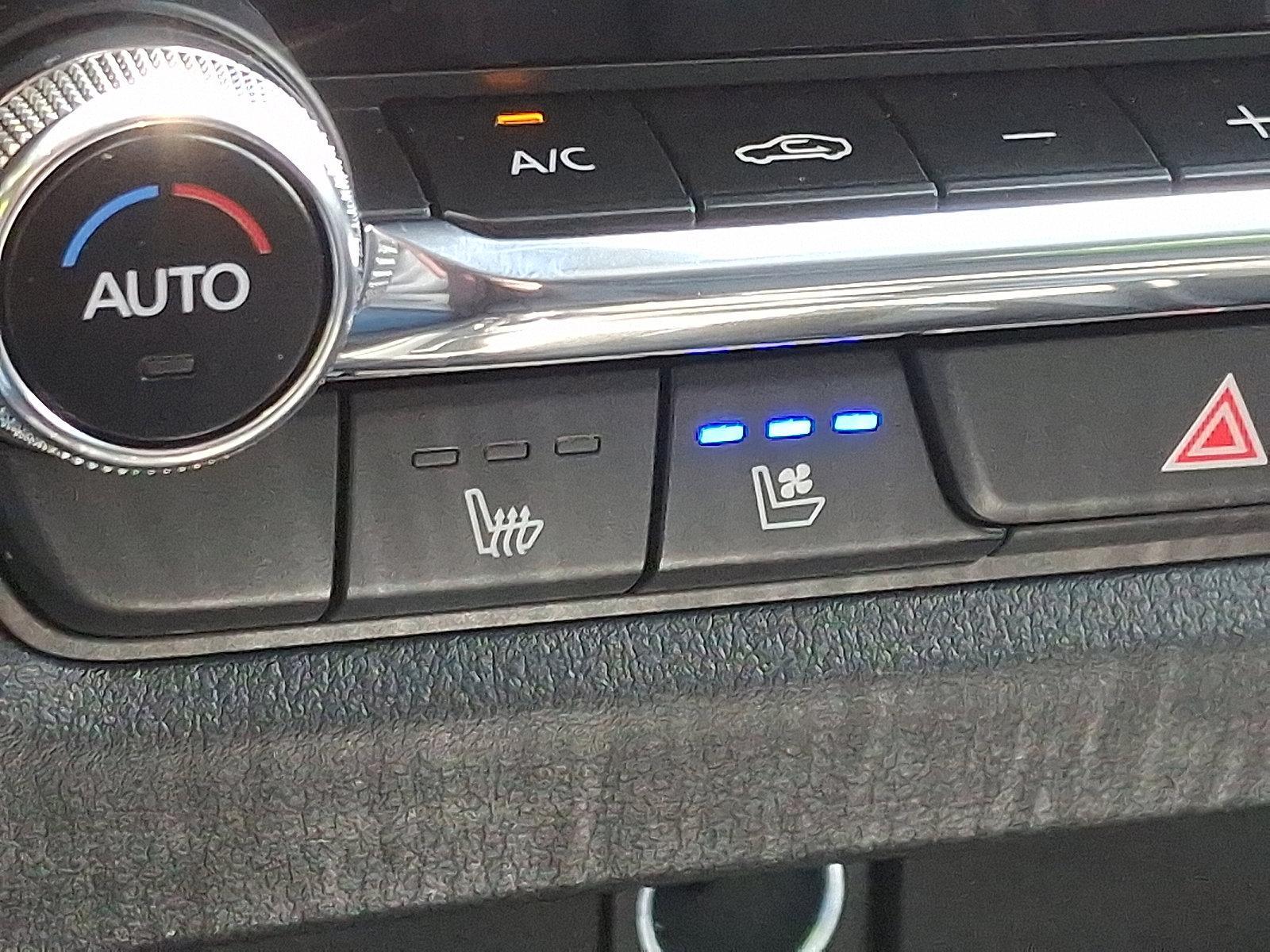 2025 Mazda CX-50 Hybrid Vehicle Photo in Trevose, PA 19053