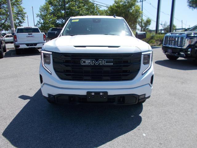 2025 GMC Sierra 1500 Vehicle Photo in LOWELL, MA 01852-4336