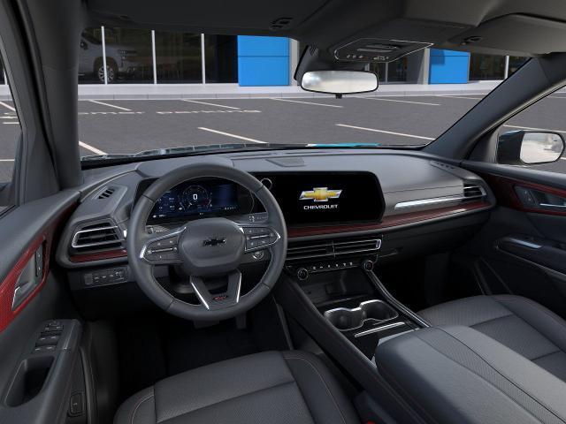 2025 Chevrolet Traverse Vehicle Photo in Roslyn, NY 11576