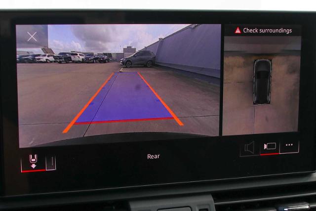 2024 Audi Q5 Vehicle Photo in SUGAR LAND, TX 77478