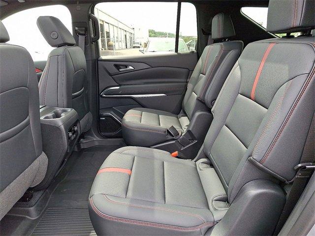 2024 Chevrolet Traverse Vehicle Photo in LANCASTER, PA 17601-0000