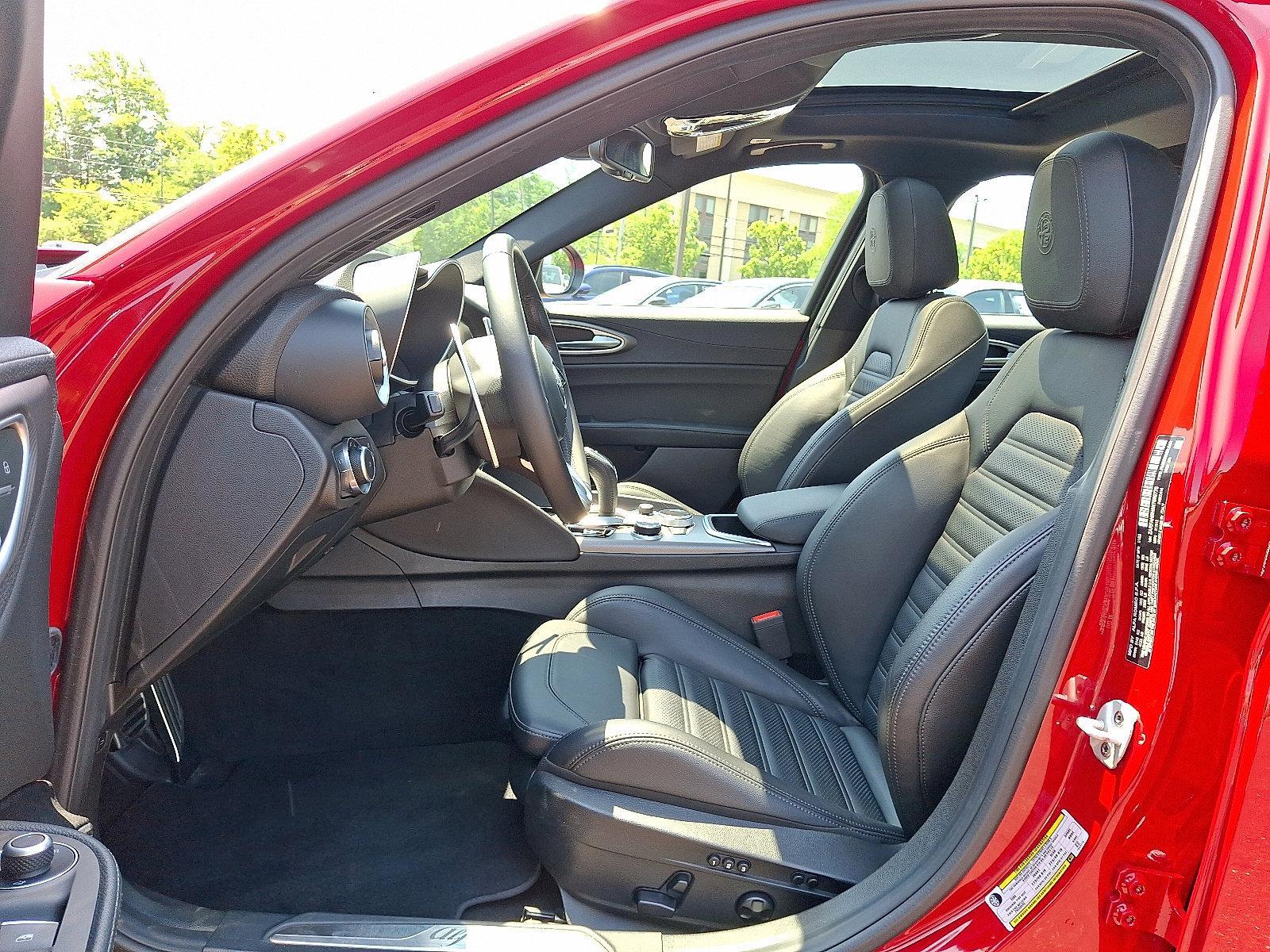 2022 Alfa Romeo Giulia Vehicle Photo in Willow Grove, PA 19090