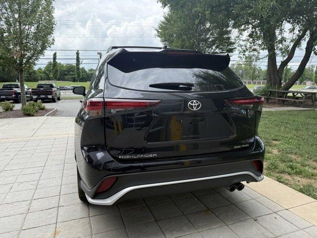 2024 Toyota Highlander Vehicle Photo in Flemington, NJ 08822