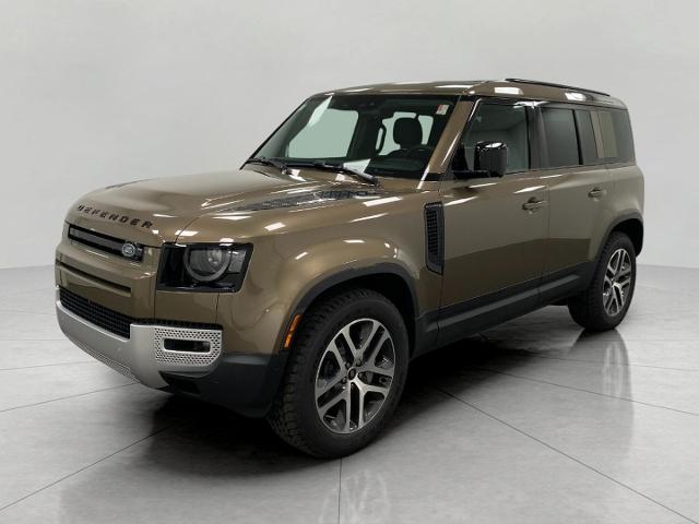 2025 Defender Vehicle Photo in Appleton, WI 54913