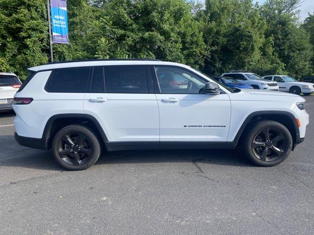 2022 Jeep Grand Cherokee L Vehicle Photo in Doylsetown, PA 18901