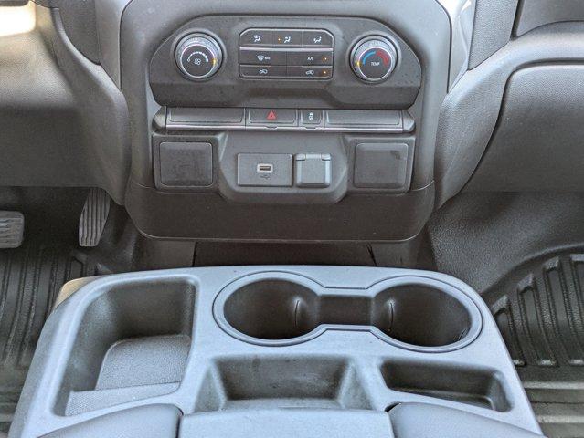 2020 Chevrolet Silverado 1500 Vehicle Photo in BRUNSWICK, GA 31525-1881