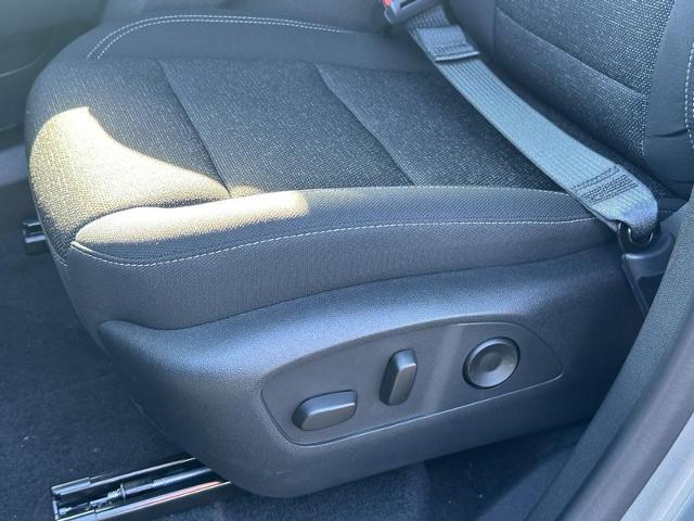2025 Chevrolet Traverse Vehicle Photo in COLUMBIA, MO 65203-3903