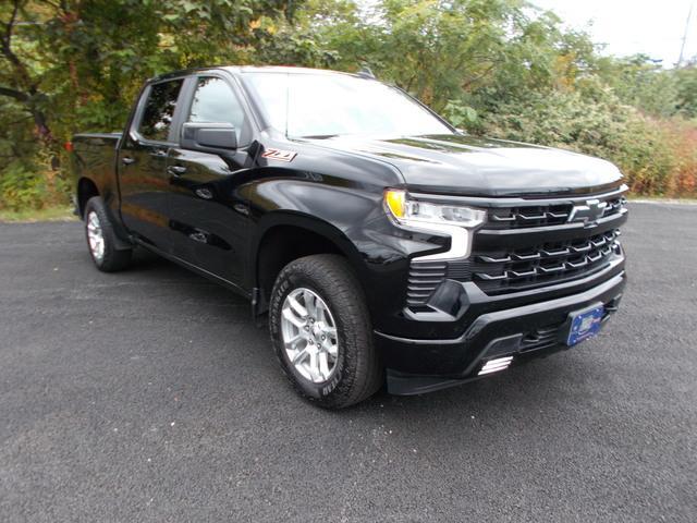 2022 Chevrolet Silverado 1500 Vehicle Photo in LOWELL, MA 01852-4336