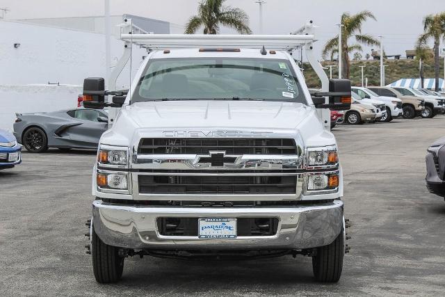 2023 Chevrolet Silverado Chassis Cab Vehicle Photo in VENTURA, CA 93003-8585