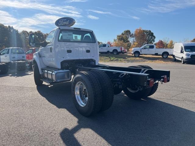 2025 Ford F-750SD Vehicle Photo in Webster, MA 01570-1415