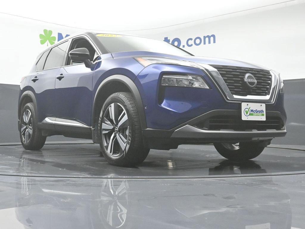 2023 Nissan Rogue Vehicle Photo in Cedar Rapids, IA 52402