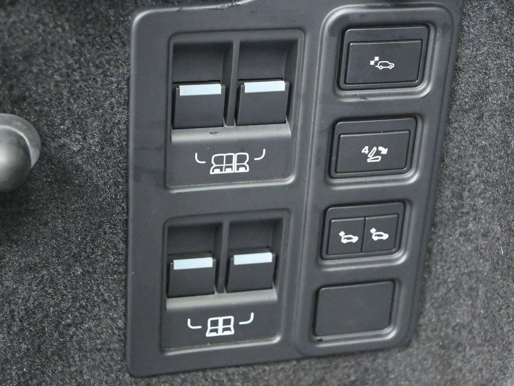 2019 Discovery Vehicle Photo in Marion, IA 52302