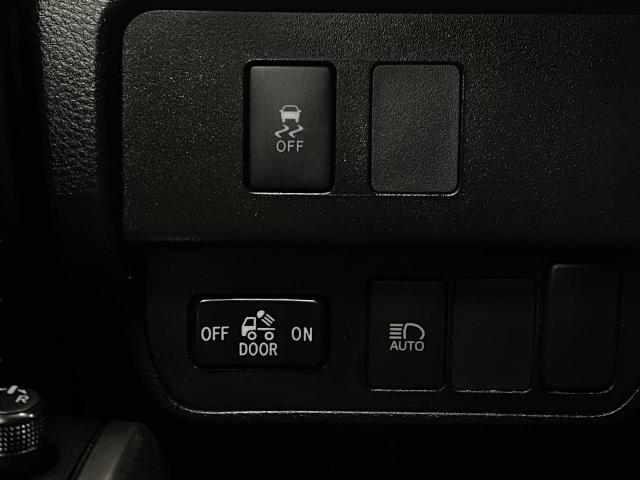 2020 Toyota Tacoma 4WD Vehicle Photo in Appleton, WI 54913