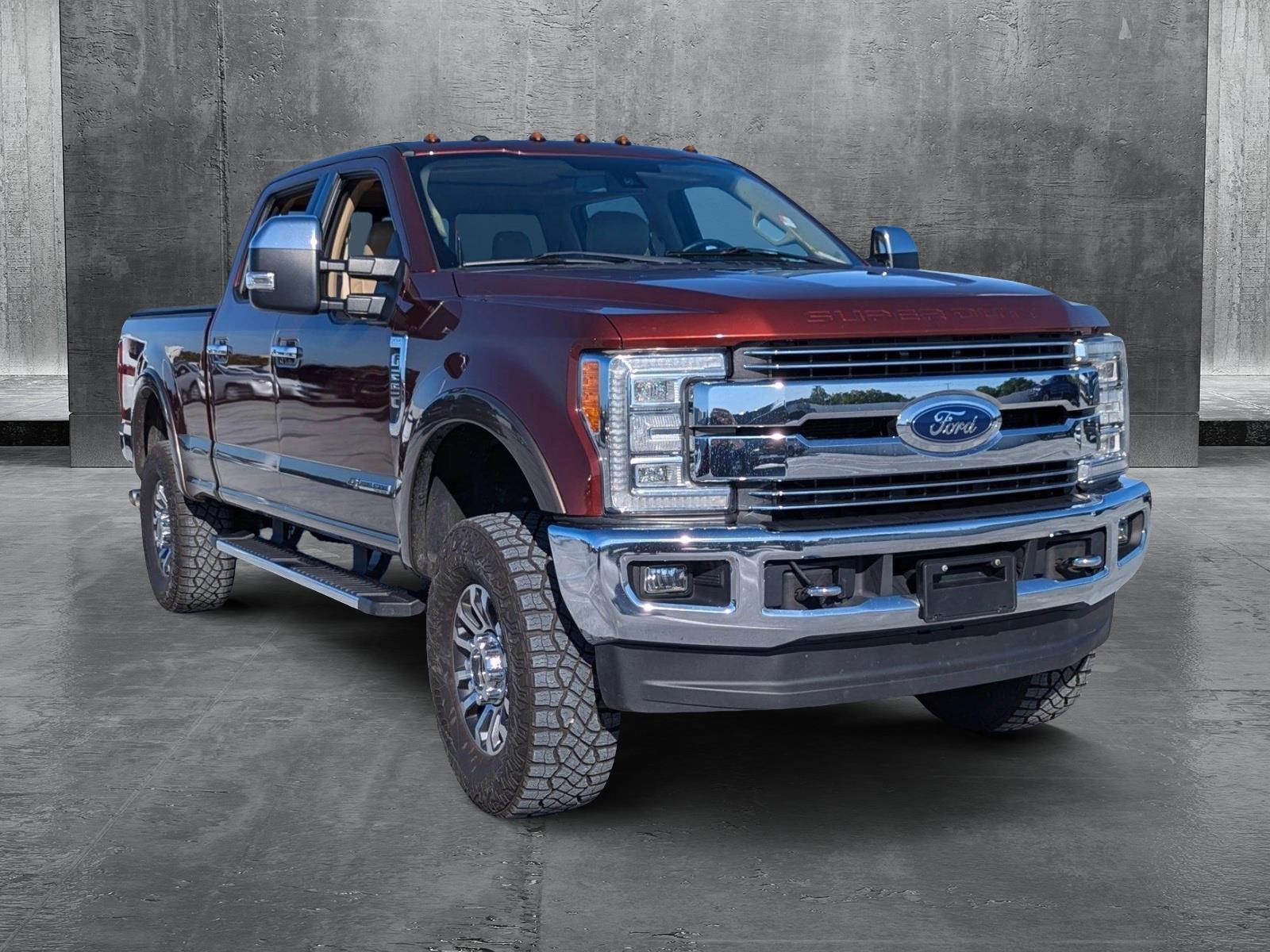 2017 Ford Super Duty F-250 SRW Vehicle Photo in Ft. Myers, FL 33907