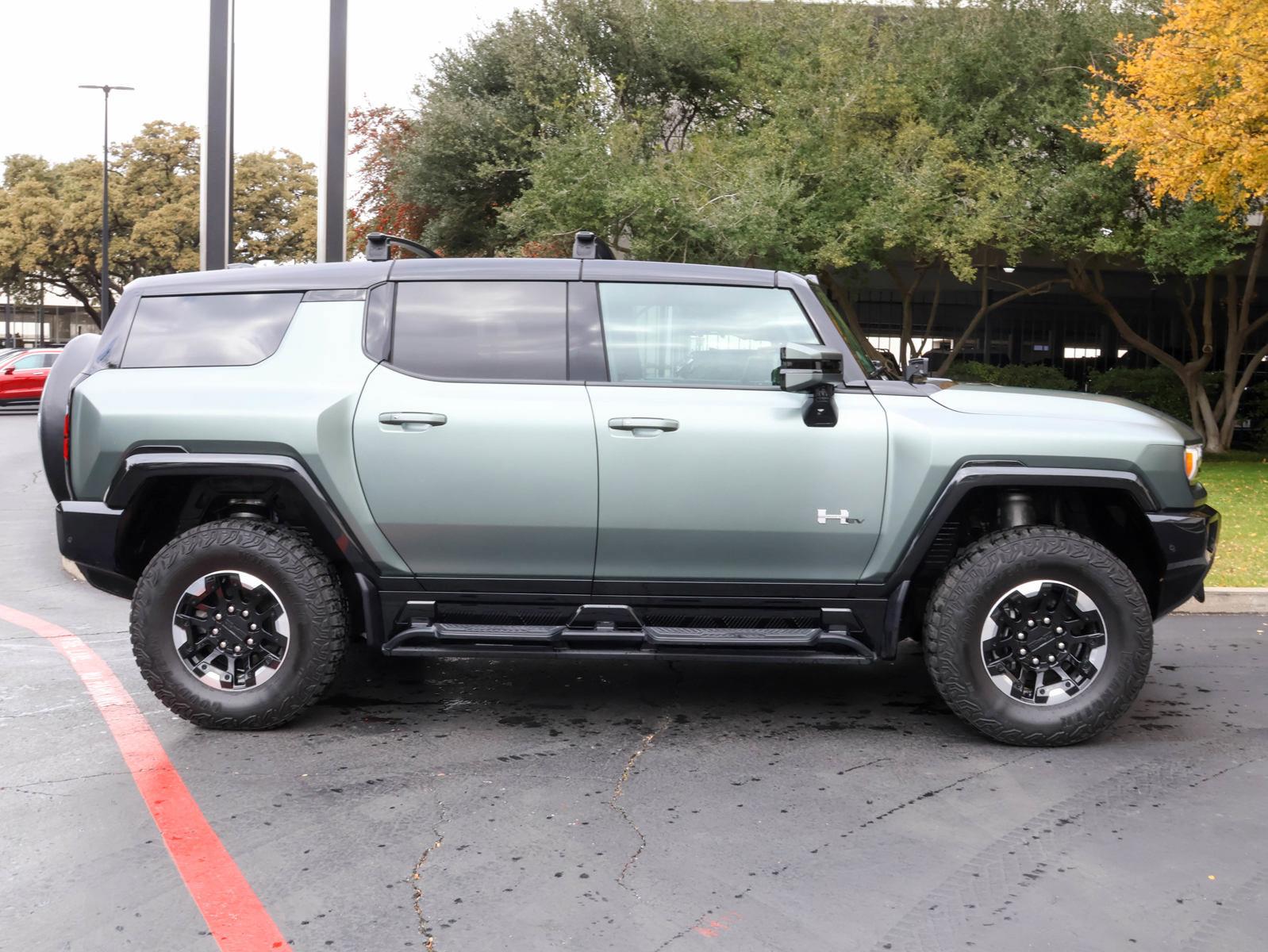 2024 GMC HUMMER EV SUV Vehicle Photo in DALLAS, TX 75209-3095