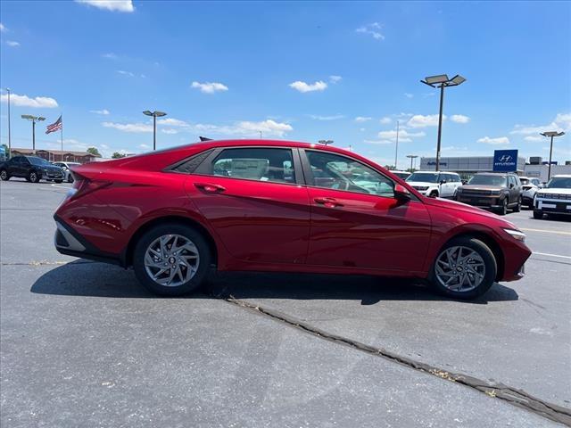 2024 Hyundai ELANTRA Vehicle Photo in Shiloh, IL 62269