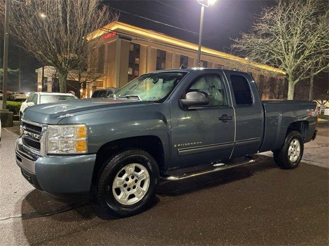 2009 Chevrolet Silverado 1500 Vehicle Photo in Willow Grove, PA 19090