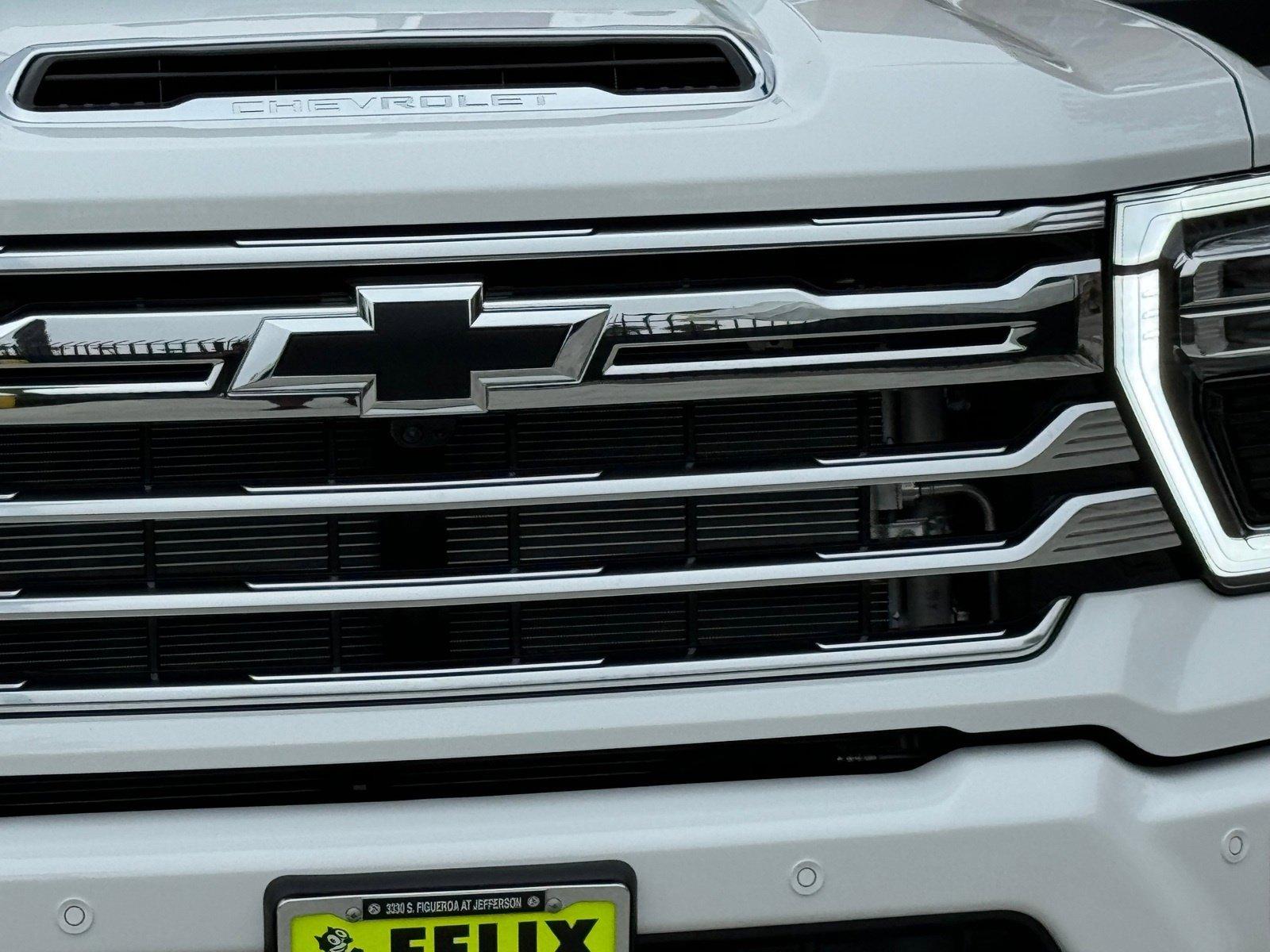 2025 Chevrolet Silverado 3500 HD Vehicle Photo in LOS ANGELES, CA 90007-3794