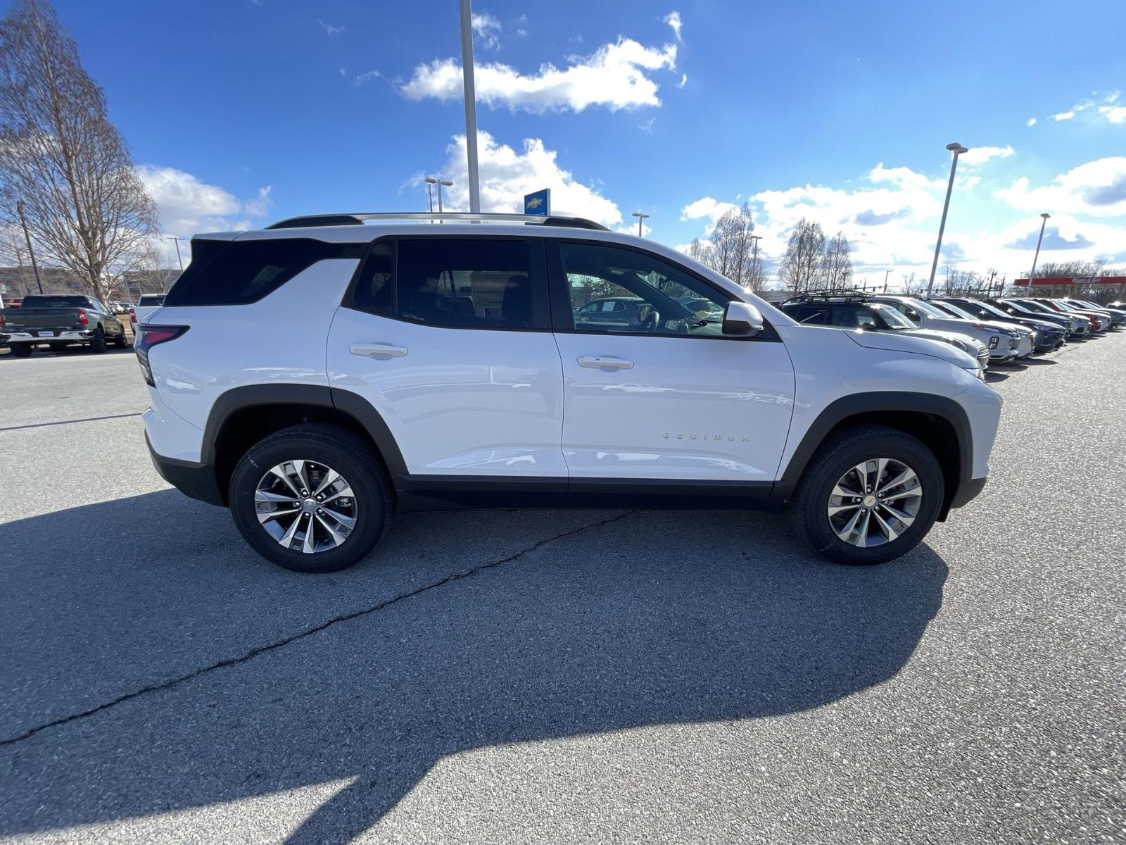 2025 Chevrolet Equinox Vehicle Photo in BENTONVILLE, AR 72712-4322