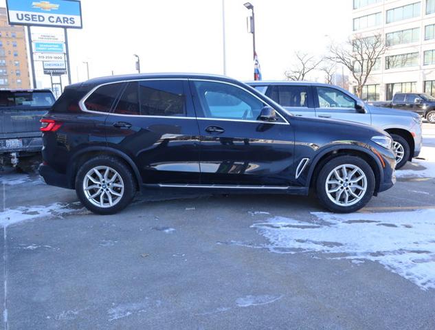 2023 BMW X5 Vehicle Photo in DETROIT, MI 48207-4102