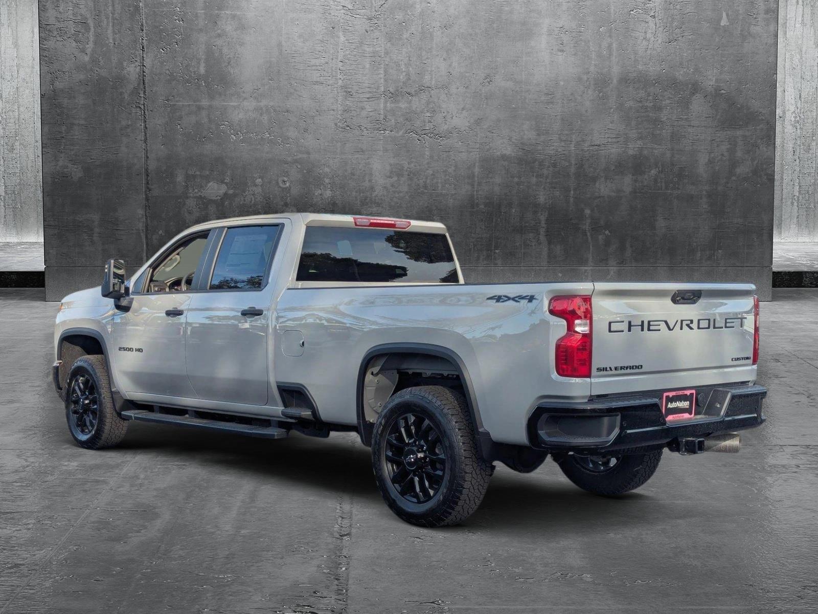 2025 Chevrolet Silverado 2500 HD Vehicle Photo in GREENACRES, FL 33463-3207