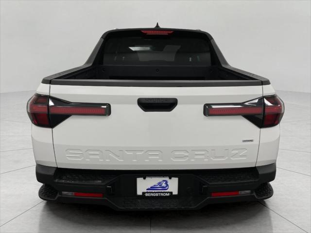 2025 Hyundai SANTA CRUZ Vehicle Photo in Appleton, WI 54913