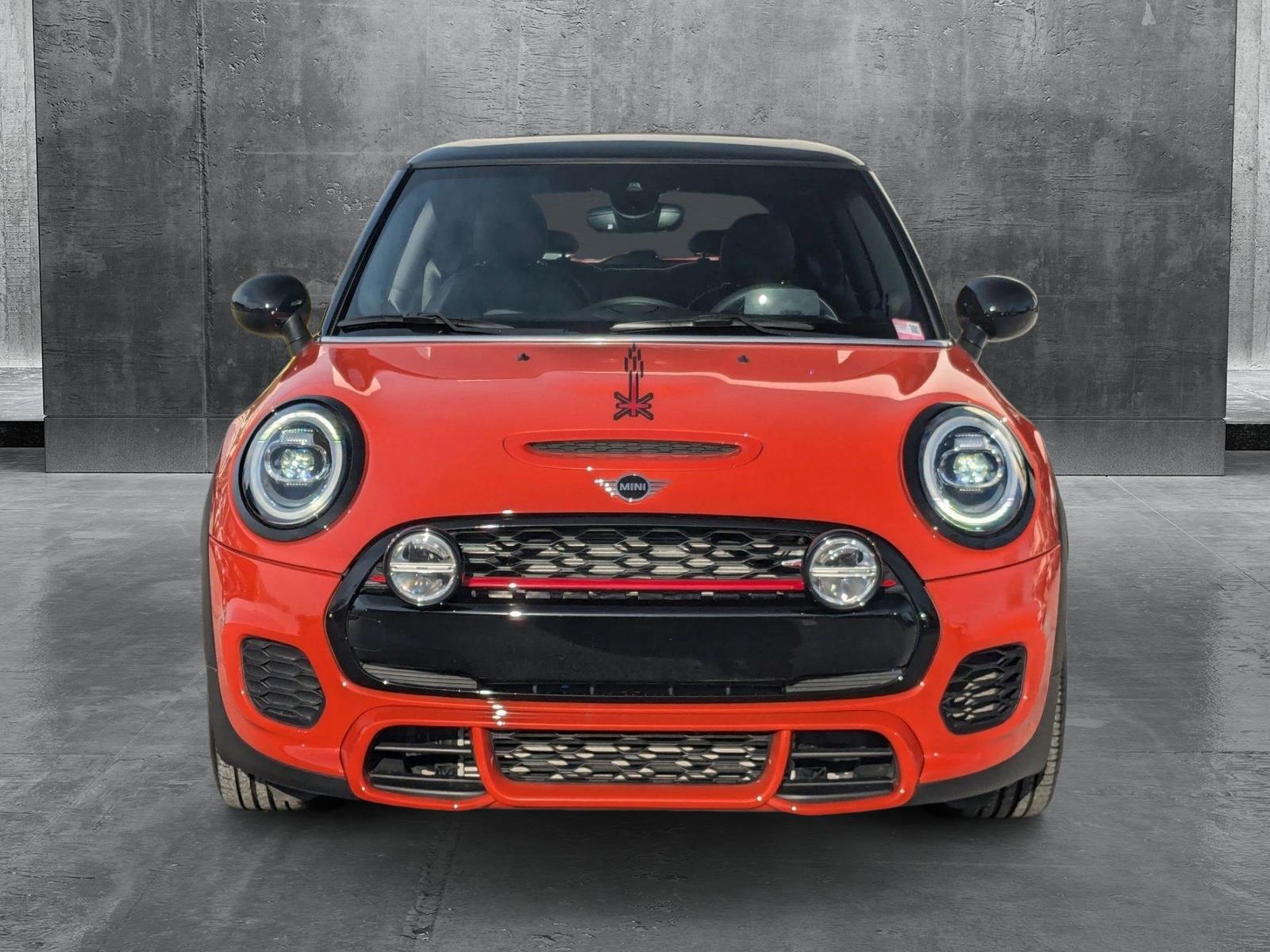 2019 MINI John Cooper Works Hardtop Vehicle Photo in Towson, MD 21204