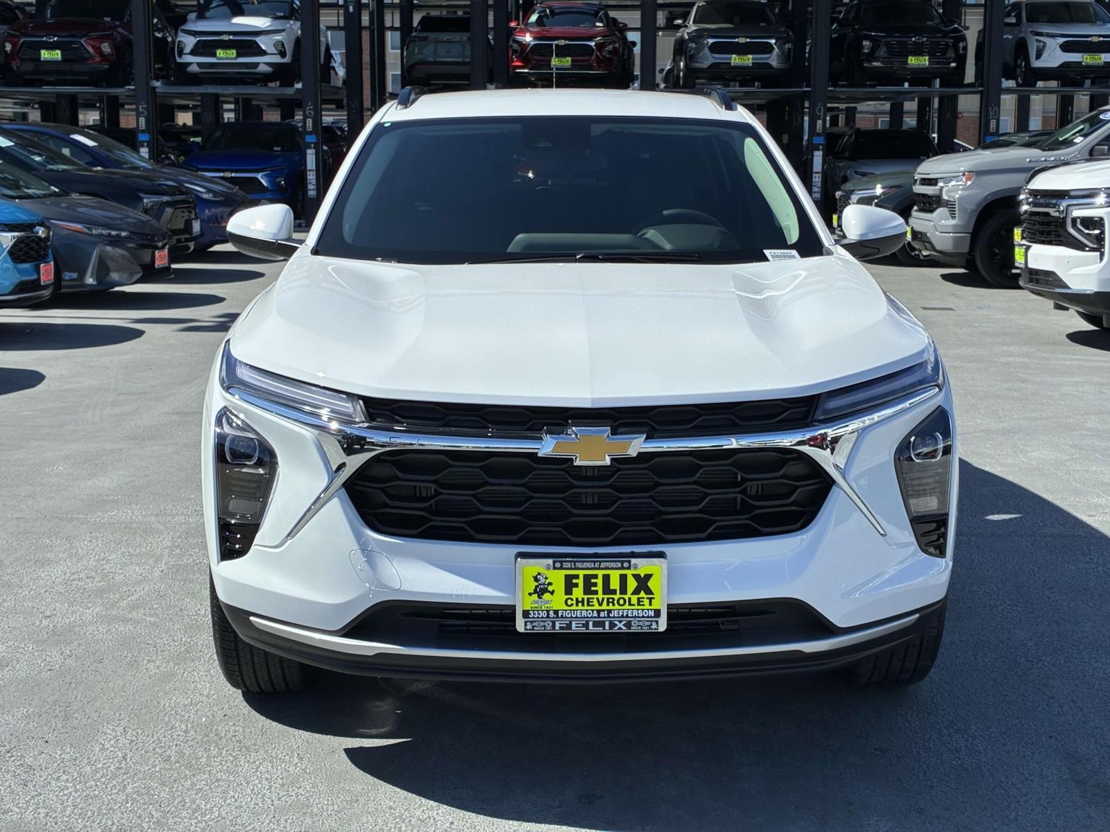 2025 Chevrolet Trax Vehicle Photo in LOS ANGELES, CA 90007-3794