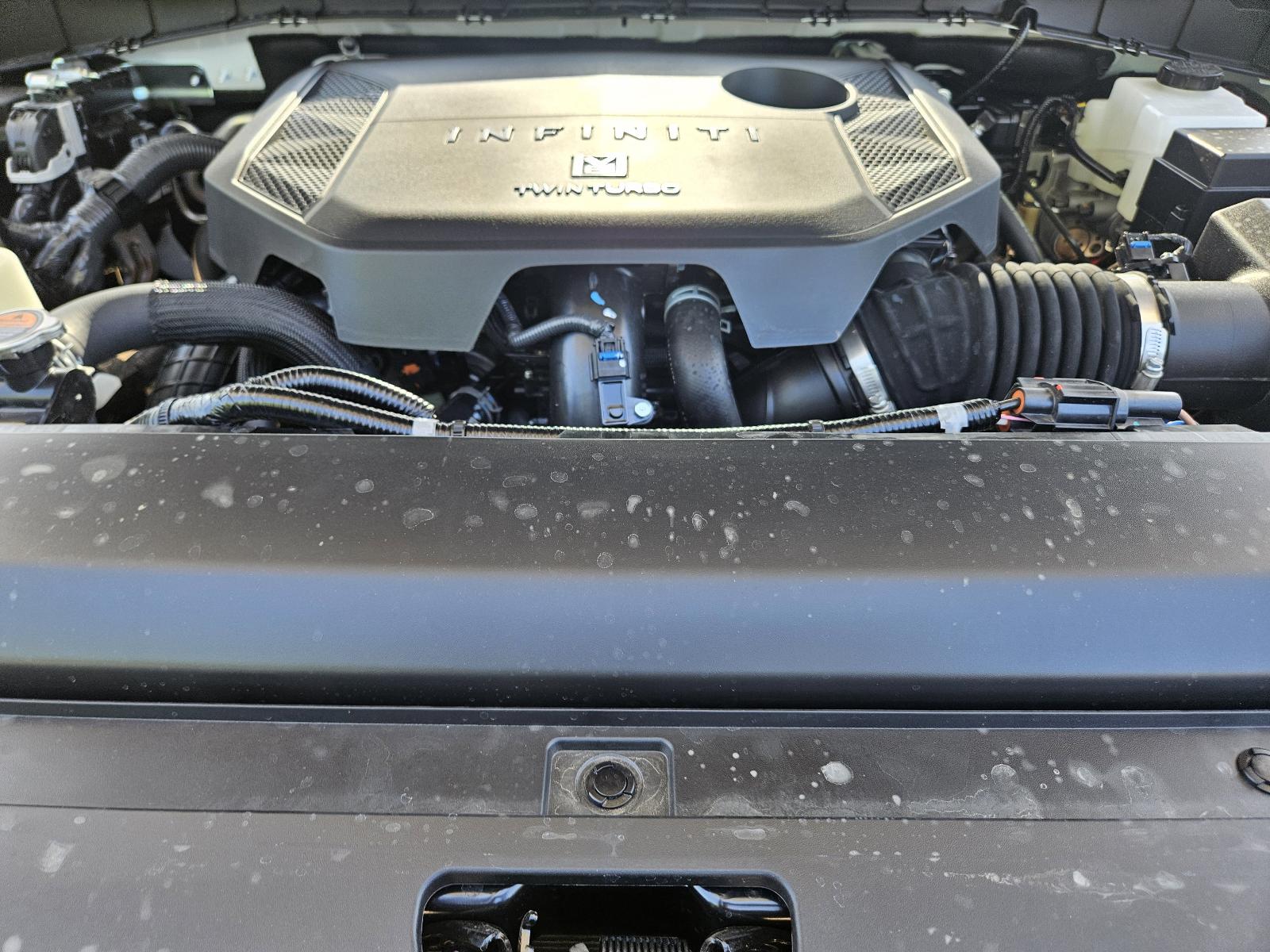 2025 INFINITI QX80 Vehicle Photo in Fort Worth, TX 76132