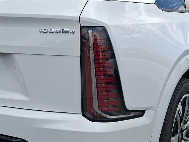 2025 Cadillac ESCALADE IQ Vehicle Photo in ALLENTOWN, PA 18103-7399
