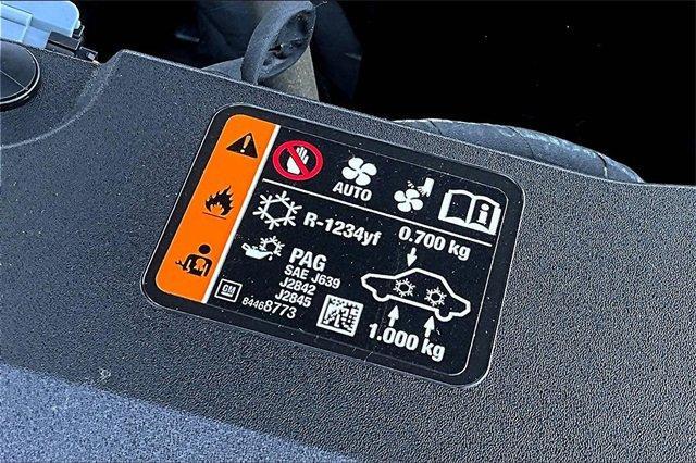2022 Cadillac XT6 Vehicle Photo in TOPEKA, KS 66609-0000