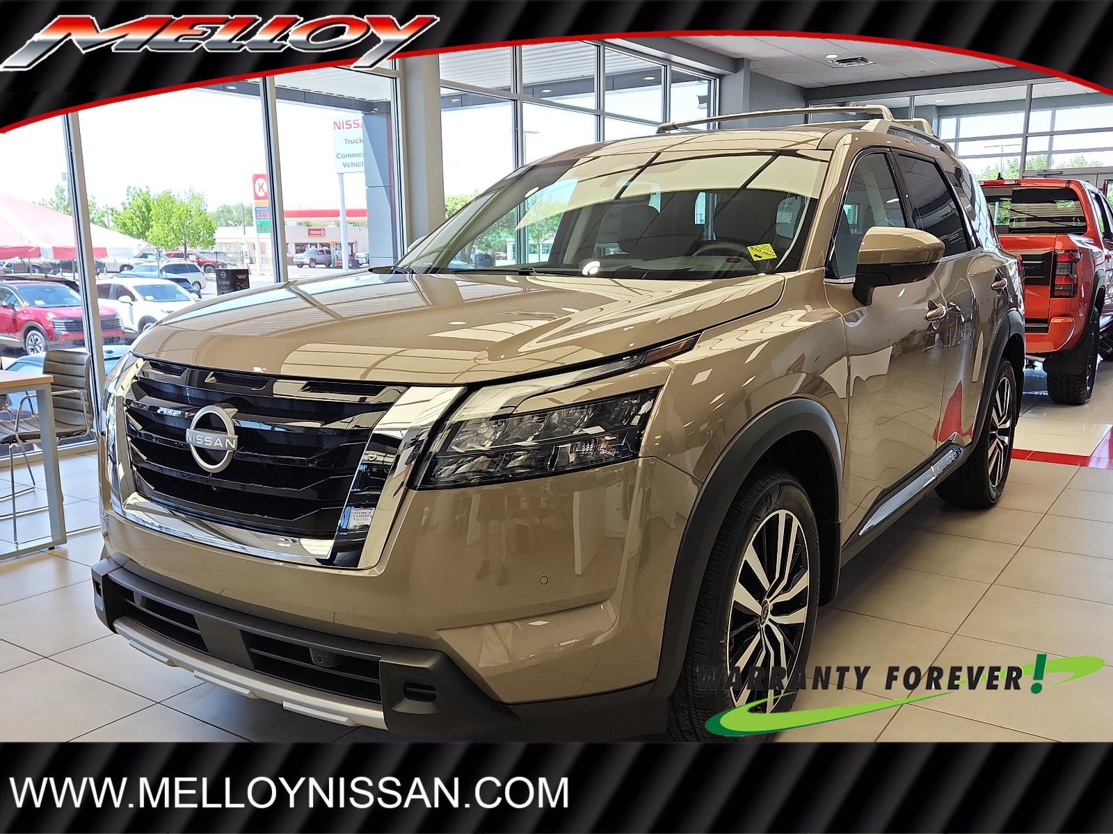 2025 Nissan Pathfinder Vehicle Photo in Albuquerque, NM 87110