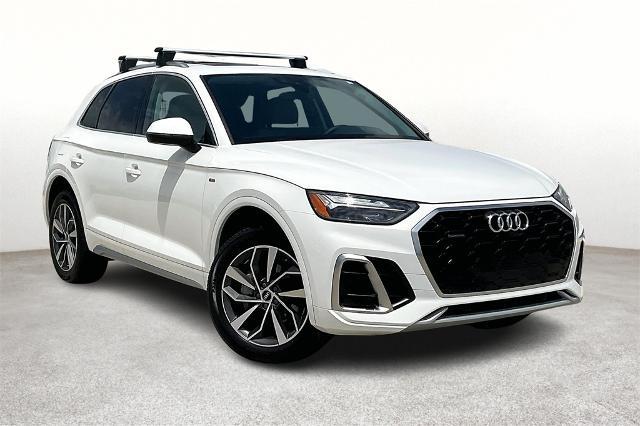 2024 Audi Q5 Vehicle Photo in Grapevine, TX 76051