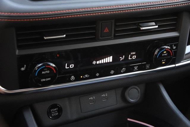 2025 Nissan Rogue Vehicle Photo in Hazelwood, MO 63042