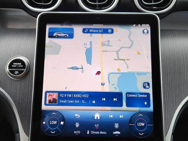 2025 Mercedes-Benz GLC Vehicle Photo in HOUSTON, TX 77079