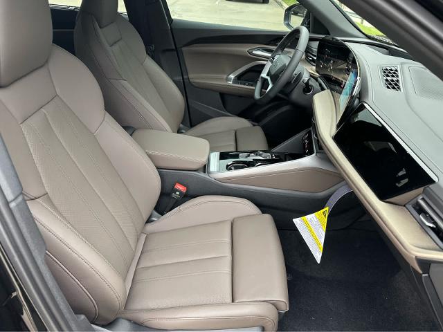 2025 Audi Q5 Vehicle Photo in HOUSTON, TX 77090
