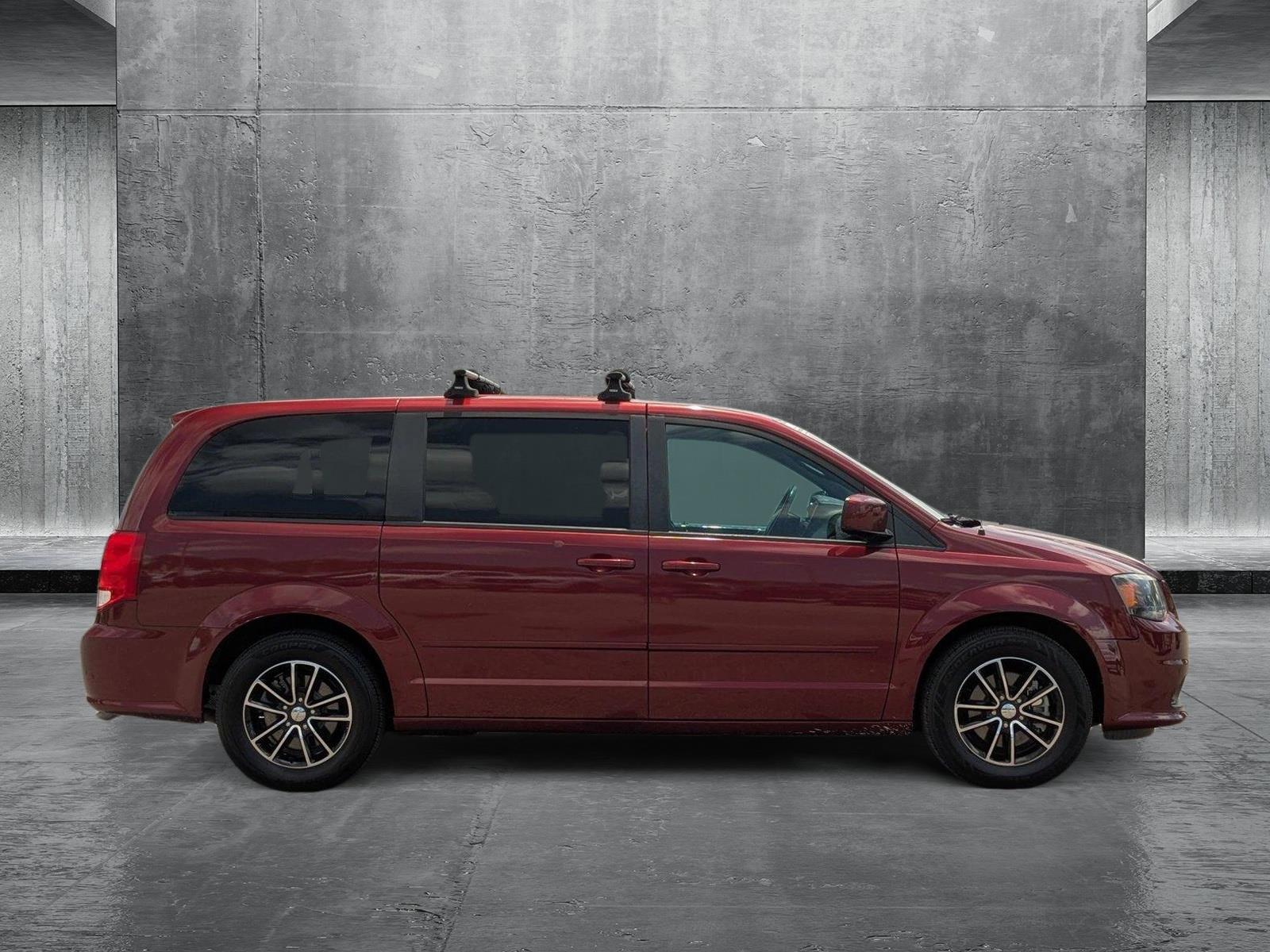 2017 Dodge Grand Caravan Vehicle Photo in St. Petersburg, FL 33713