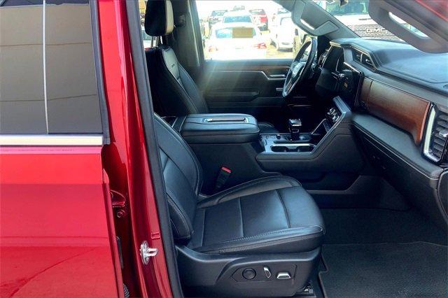 2022 GMC Sierra 1500 Vehicle Photo in TOPEKA, KS 66609-0000